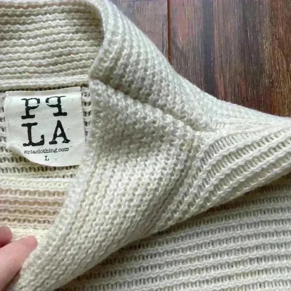 - PP LA knit sweater size large ivory - Picture 8 of 8
